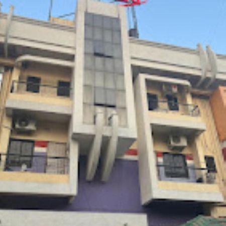Hotel Rasraj , Dhūlia Exterior foto