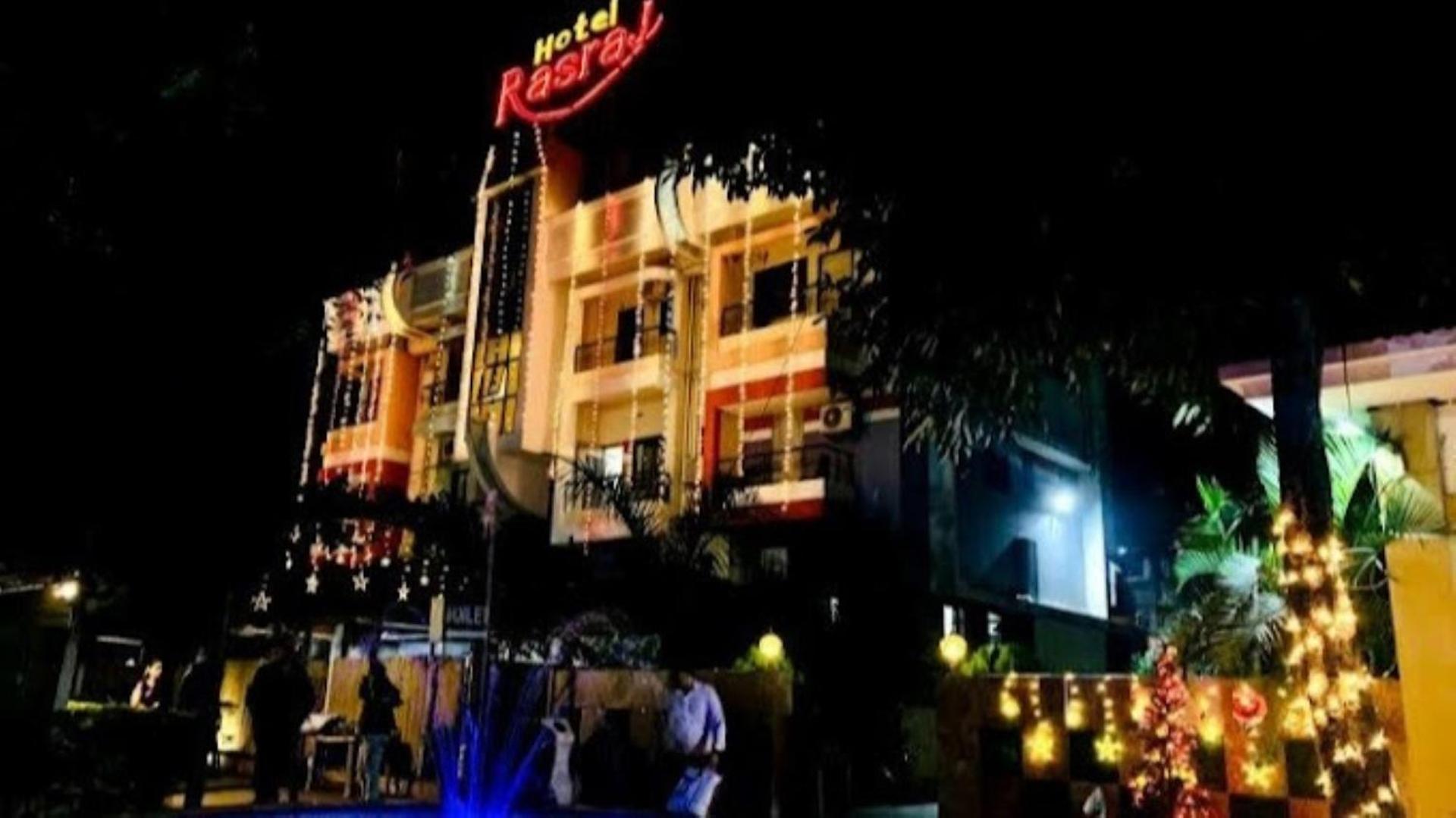 Hotel Rasraj , Dhūlia Exterior foto